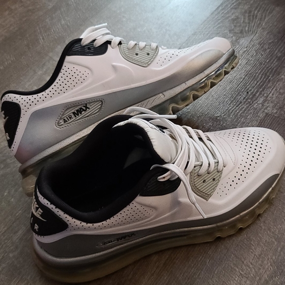 ☄️☄️SOLD☄️☄️Air max size 10.5 - Picture 2 of 6